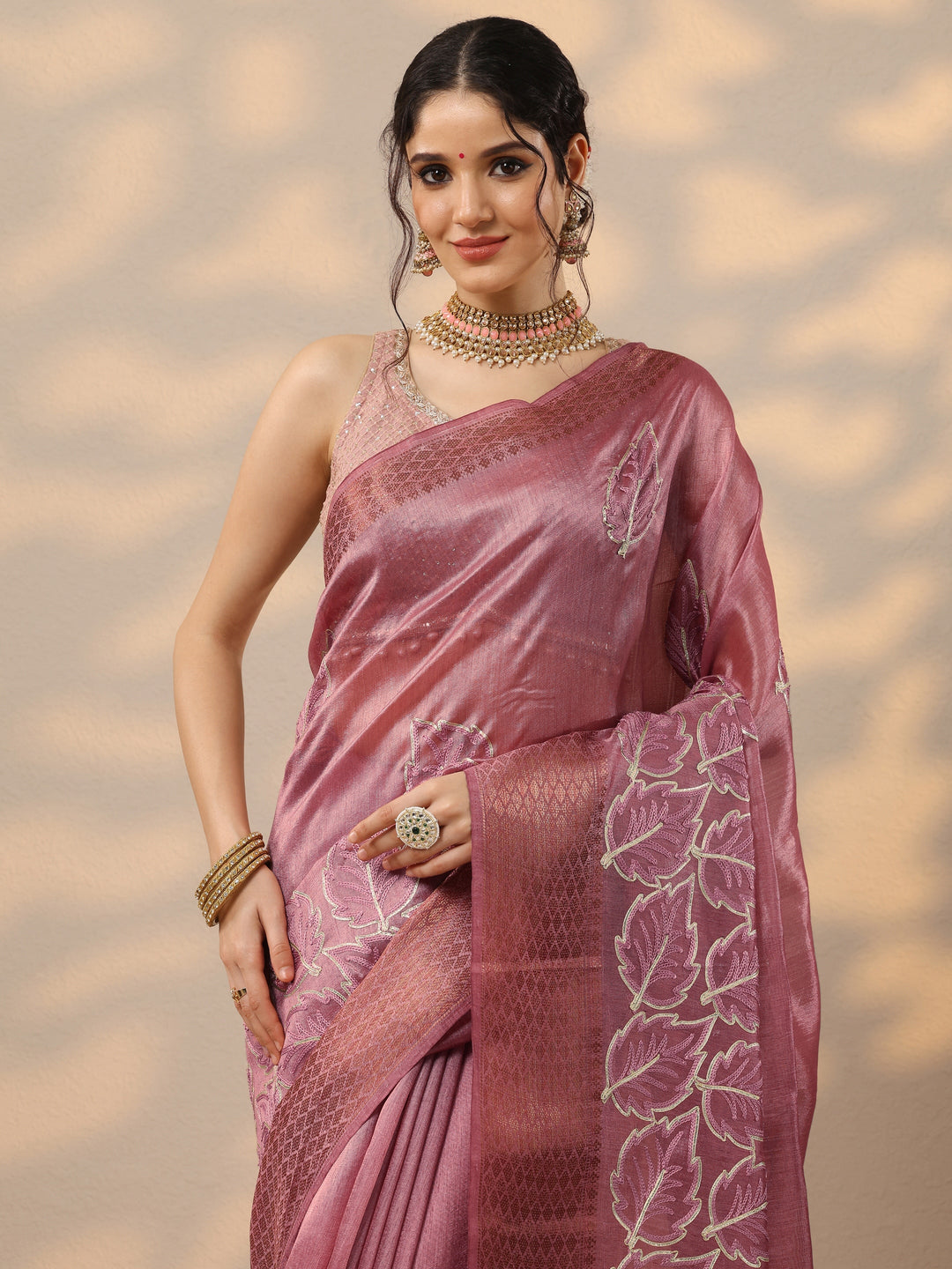 Pink Embroidered Silk Blend Saree With Unstitched Blouse Piece