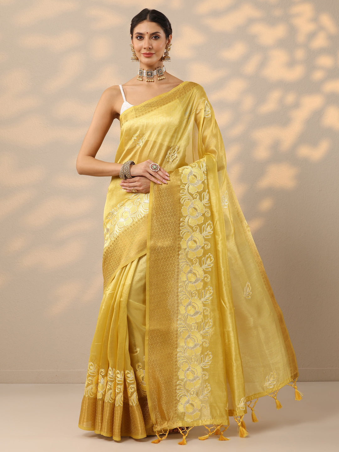 Yellow Embroidered Banarasi Silk Blend Saree With Unstitched Blouse Piece