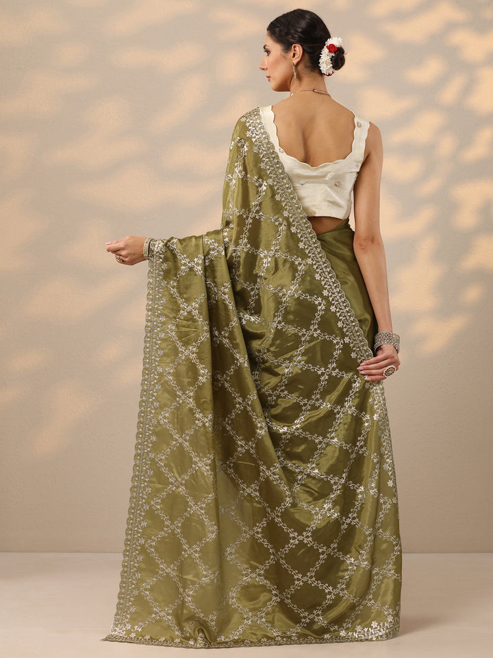 Green Embroidered Silk Blend Saree With Unstitched Blouse Piece