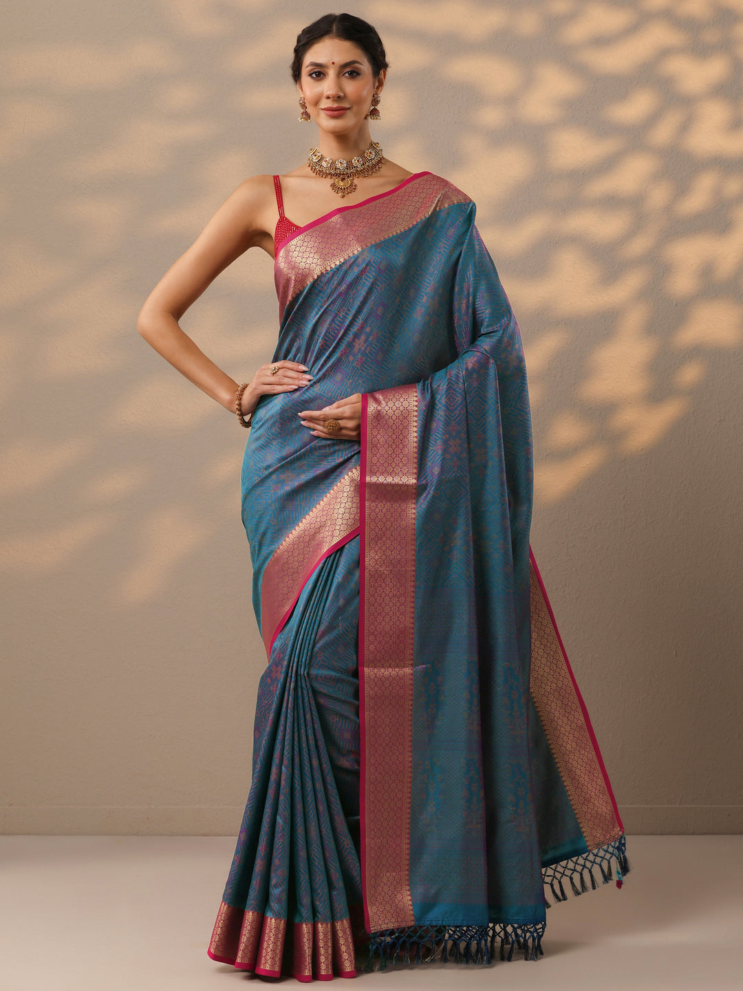 Blue Woven Design Banarasi Silk Blend Saree With Unstitched Blouse Piece