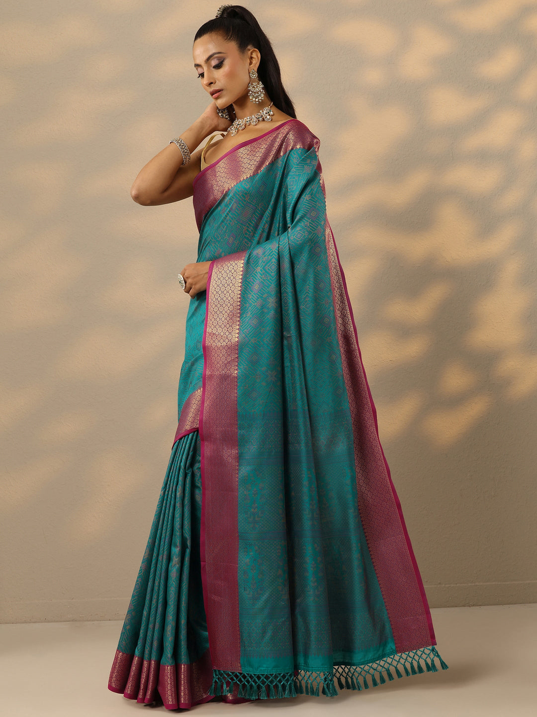 Blue Woven Design Banarasi Silk Blend Saree With Unstitched Blouse Piece