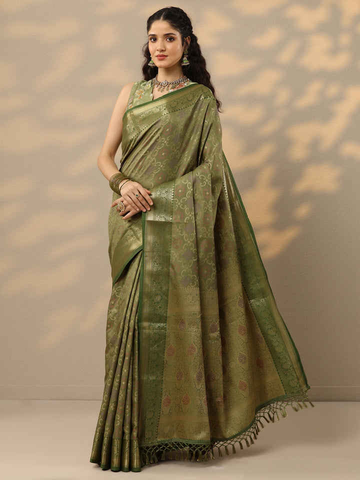 Green Woven Design Banarasi Silk Blend Saree With Unstitched Blouse Piece