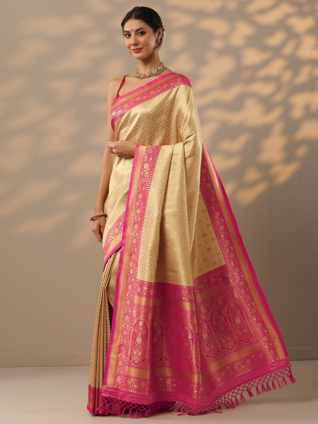 Beige Woven Design Banarasi Silk Blend Saree With Unstitched Blouse Piece