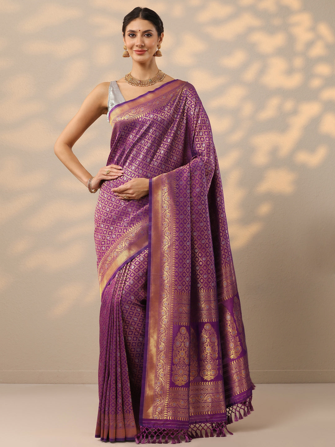 Purple Woven Design Banarasi Silk Blend Saree With Unstitched Blouse Piece