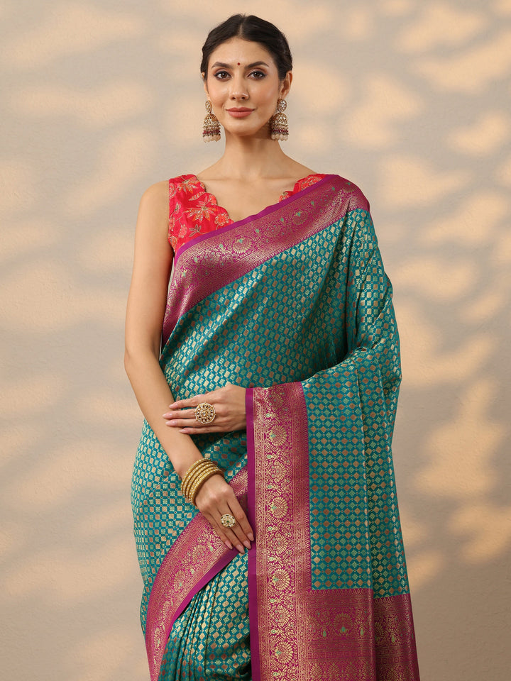 Green Woven Design Banarasi Silk Blend Saree With Unstitched Blouse Piece