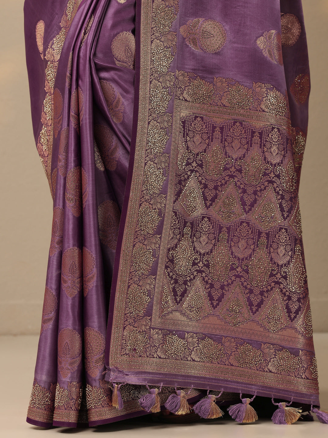 Purple Woven Design Banarasi Silk Blend Saree With Unstitched Blouse Piece