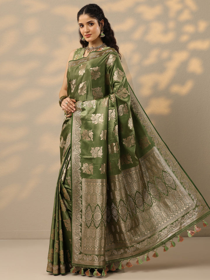Green Woven Design Banarasi Silk Blend Saree With Unstitched Blouse Piece
