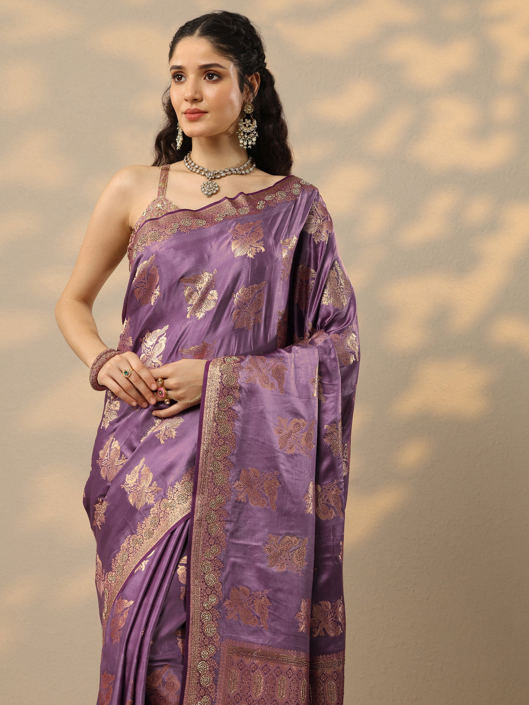 Purple Woven Design Banarasi Silk Blend Saree With Unstitched Blouse Piece