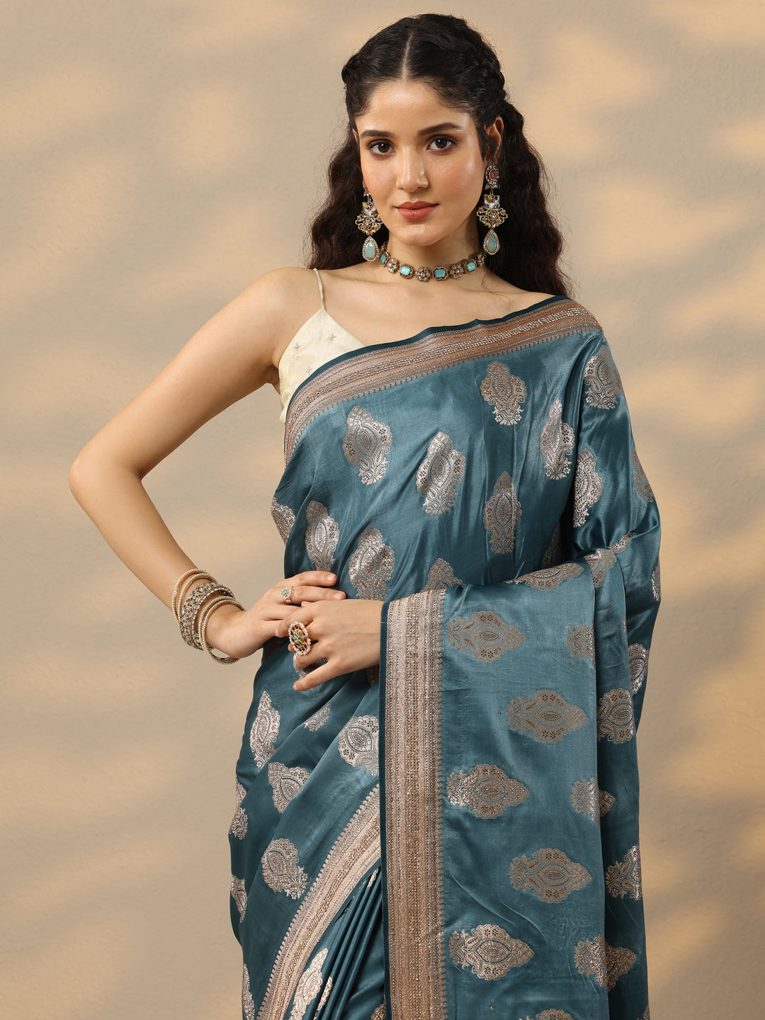 Blue Woven Design Banarasi Silk Blend Saree With Unstitched Blouse Piece