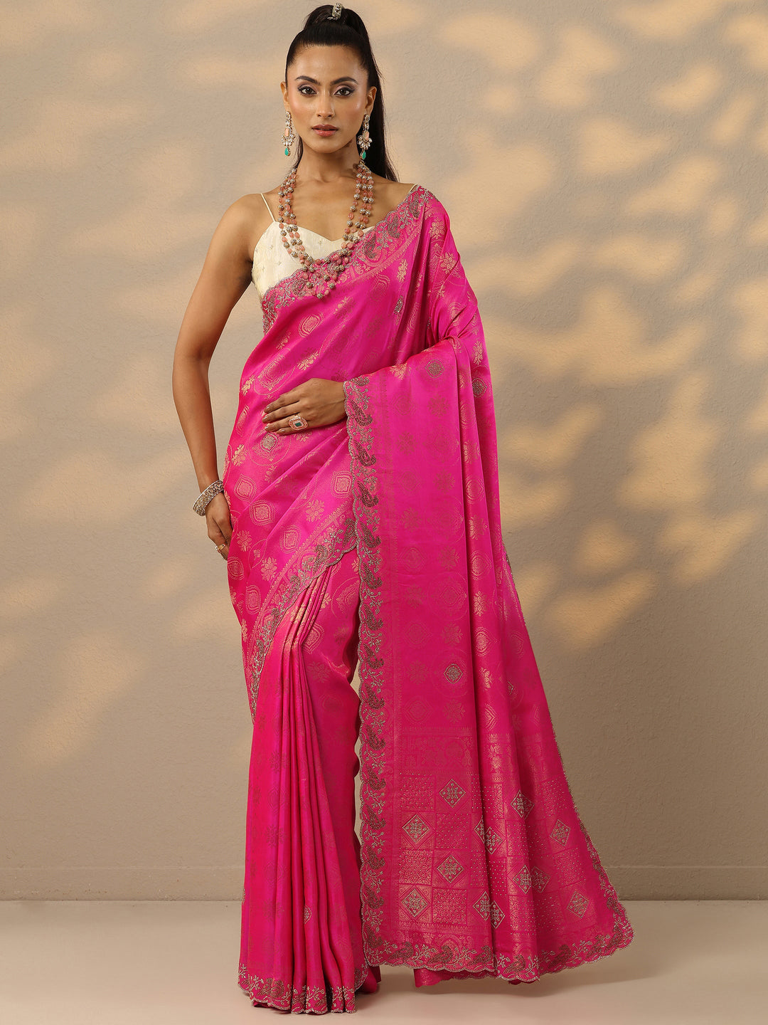 Pink Embellished Banarasi Silk Blend Saree With Unstitched Blouse Piece