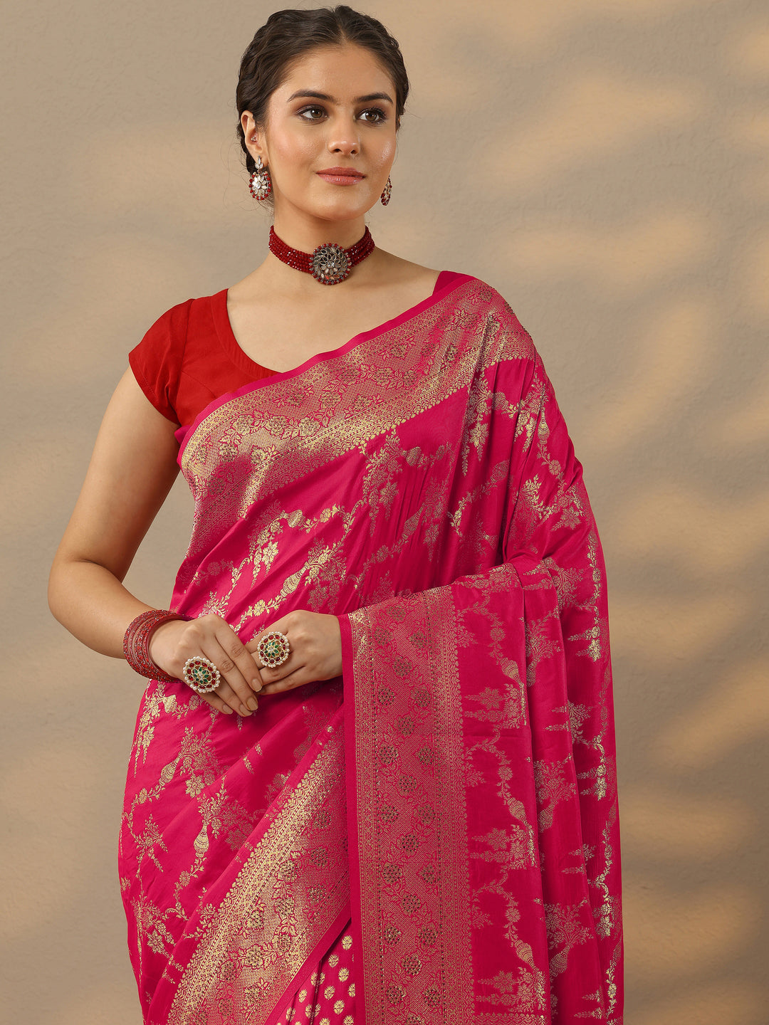 Pink Embellished Banarasi Silk Blend Saree With Unstitched Blouse Piece