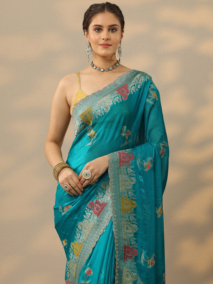 Green Embellished Jamdani Organza Saree With Unstitched Blouse Piece