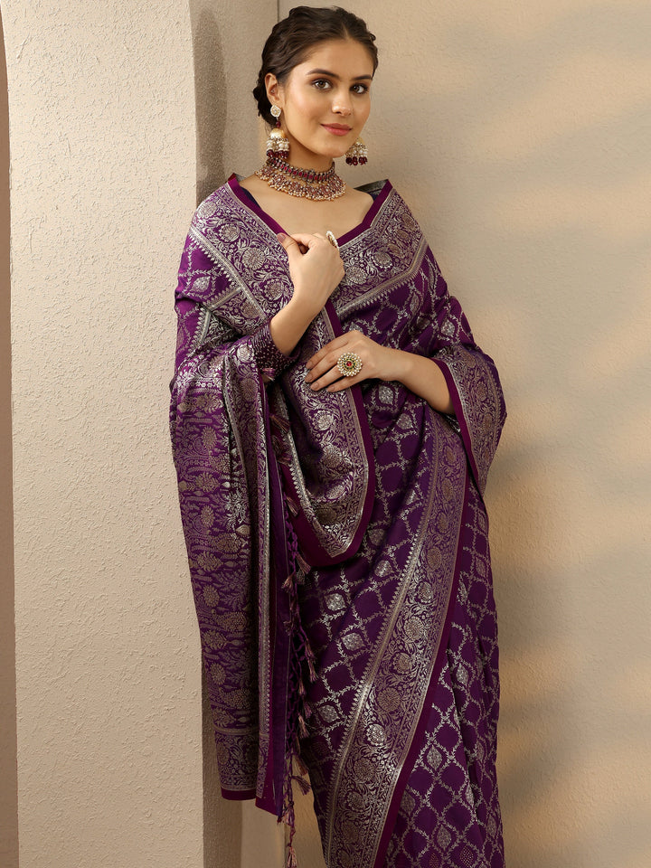 Purple Embellished Banarasi Silk Blend Saree With Unstitched Blouse Piece