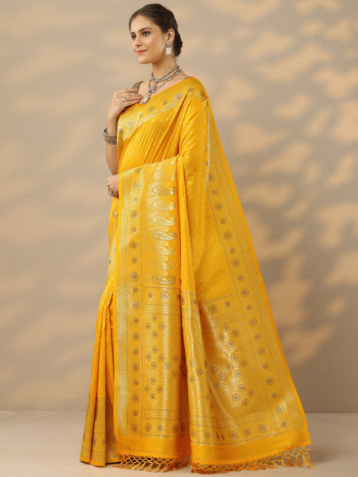 Yellow Embellished Banarasi Silk Blend Saree With Unstitched Blouse Piece
