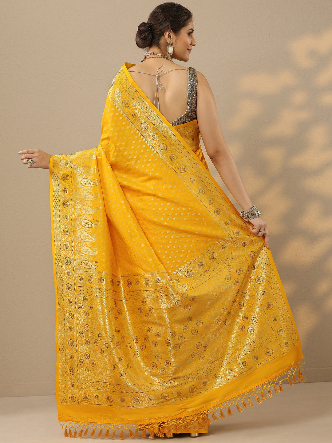 Yellow Embellished Banarasi Silk Blend Saree With Unstitched Blouse Piece