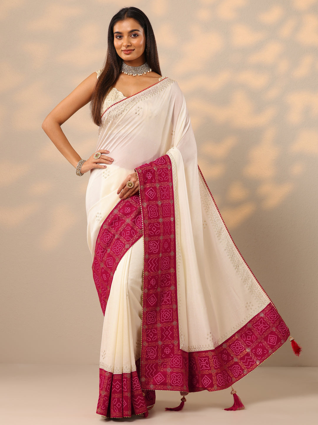 White Embroidered Chinon Saree With Unstitched Blouse Piece