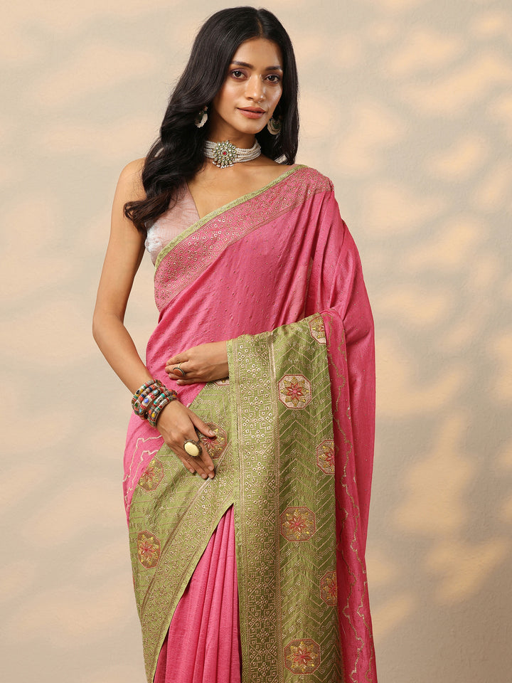 Pink Embellished Silk Blend Saree With Unstitched Blouse Piece