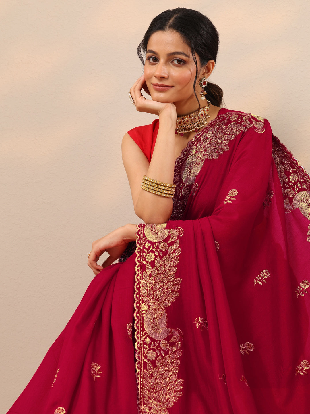 Red Embroidered Silk Blend Sarees With Unstitched Blouse Piece