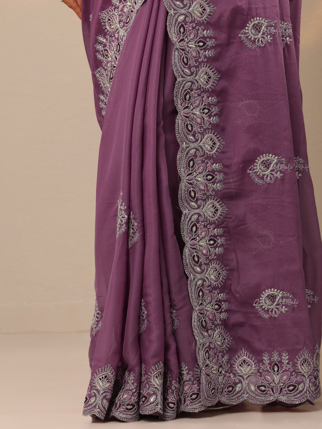 Mauve Embroidered Silk Blend Sarees With Unstitched Blouse Piece