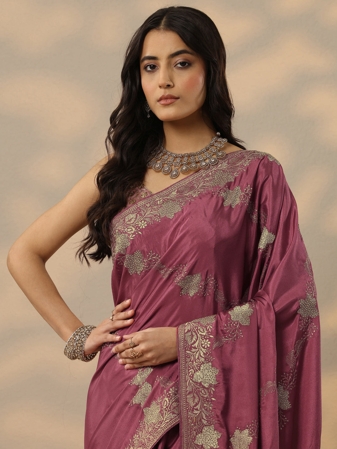 Pink Embroidered Silk Blend Saree With Unstitched Blouse Piece