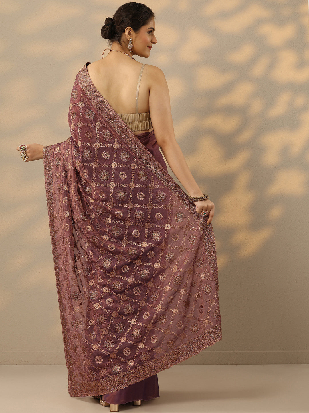 Purple Embroidered Banarasi Silk Blend Saree With Unstitched Blouse Piece