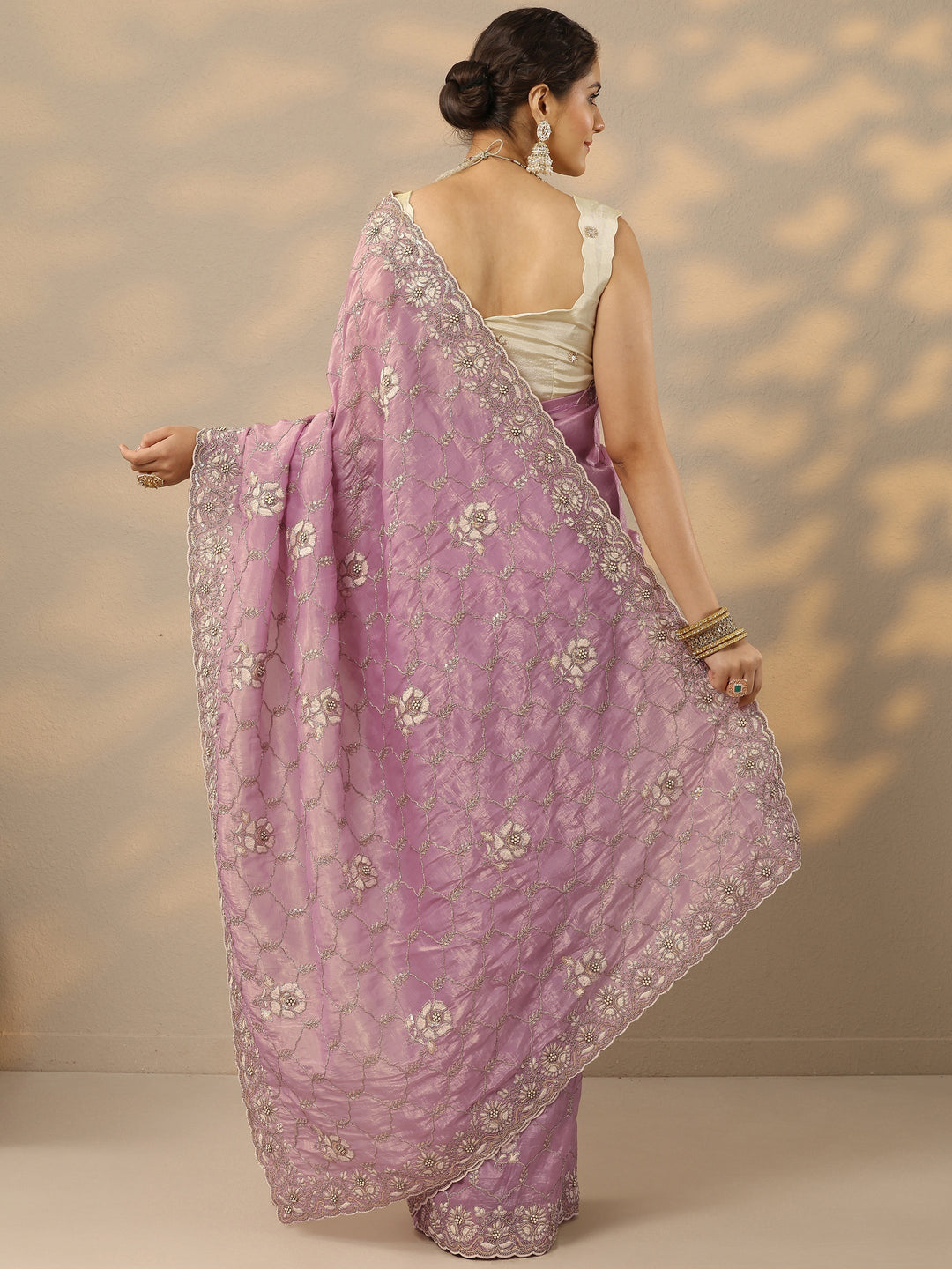 Pink Embroidered Organza Saree With Unstitched Blouse Piece
