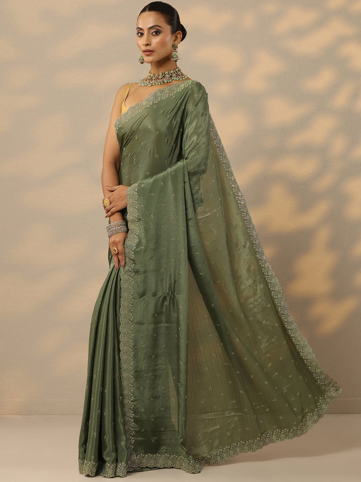 Green Embellished Silk Blend Saree With Unstitched Blouse Piece