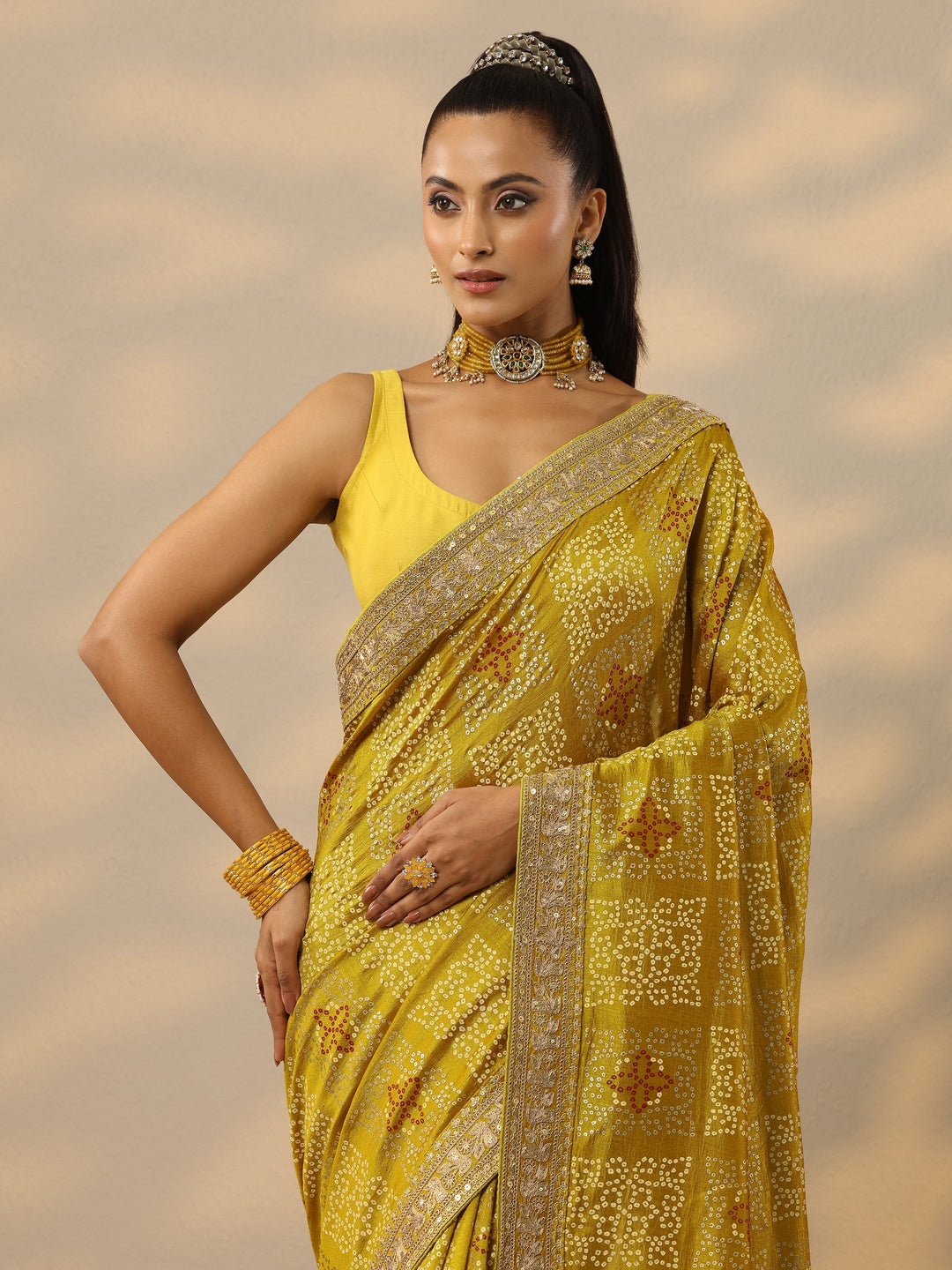 Mustard Printed Banarasi Silk Blend Saree With Unstitched Blouse Piece