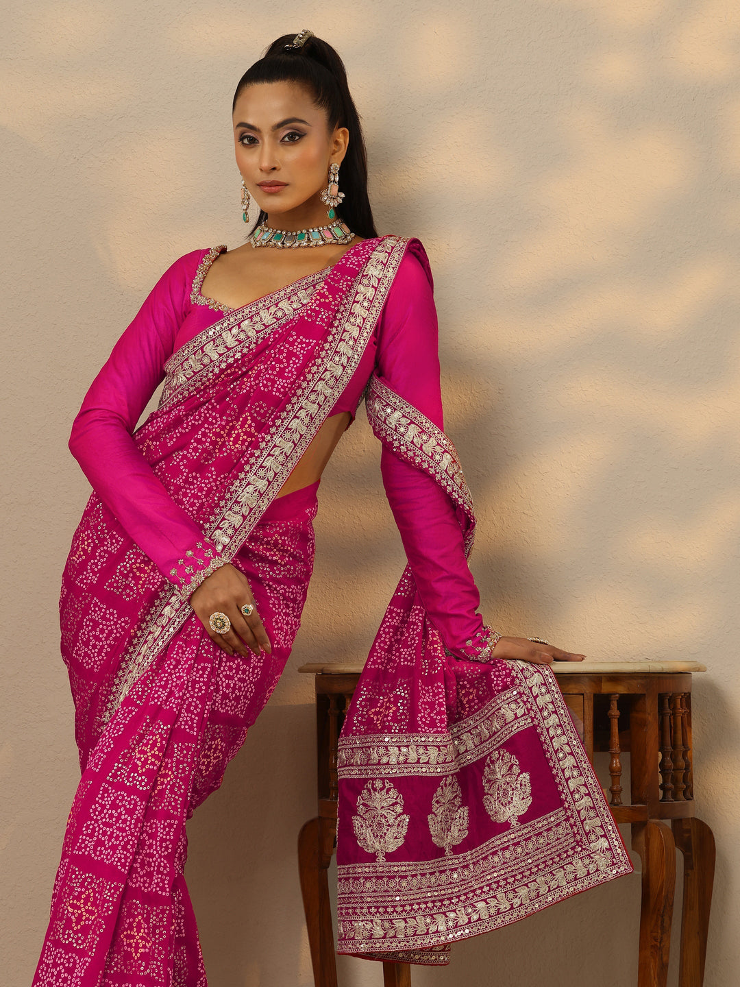 Pink Bandhani  Printed Silk Blend Saree With Unstitched Blouse Piece
