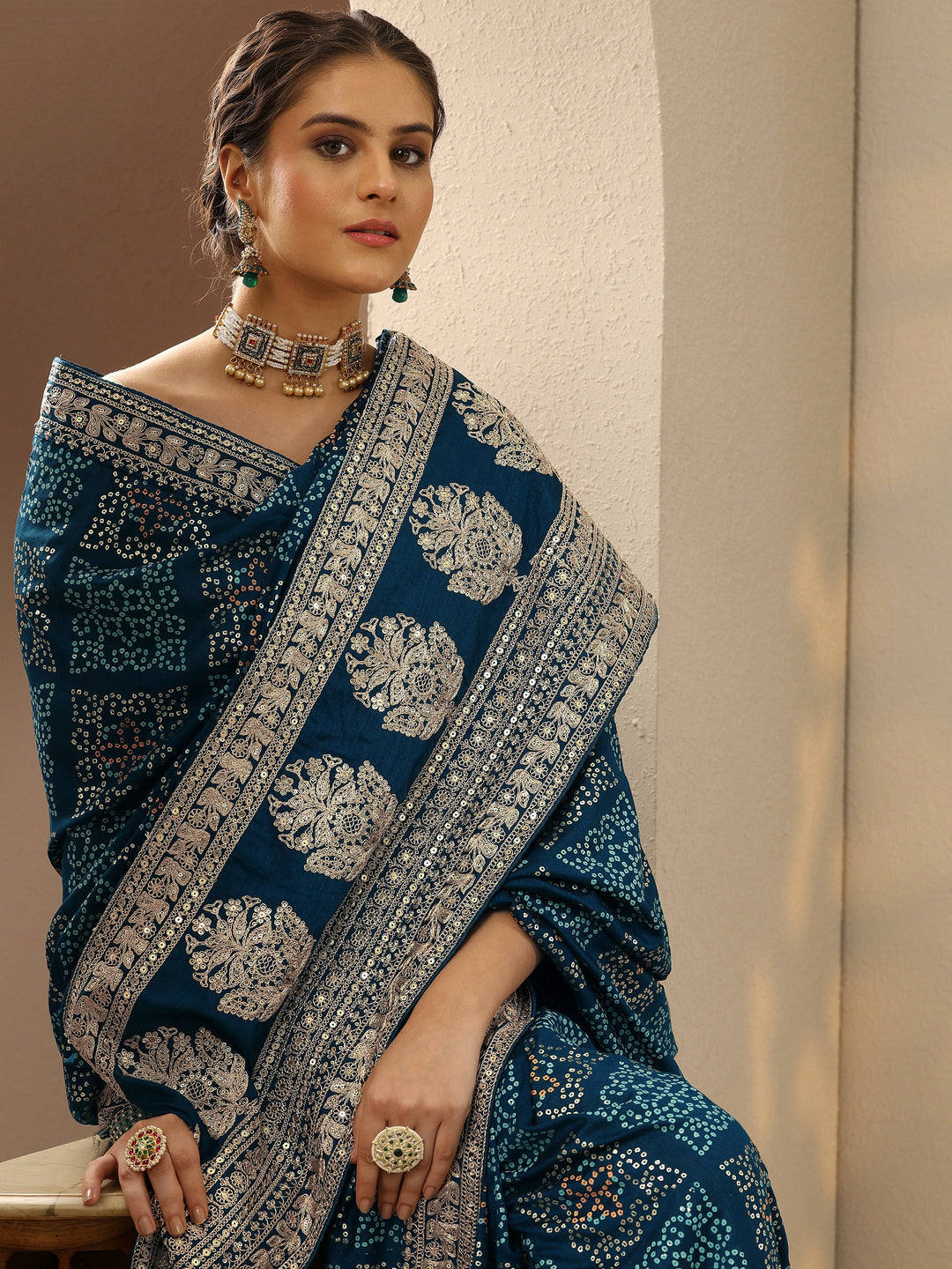 Blue Bandhani  Printed Silk Blend Saree With Unstitched Blouse Piece