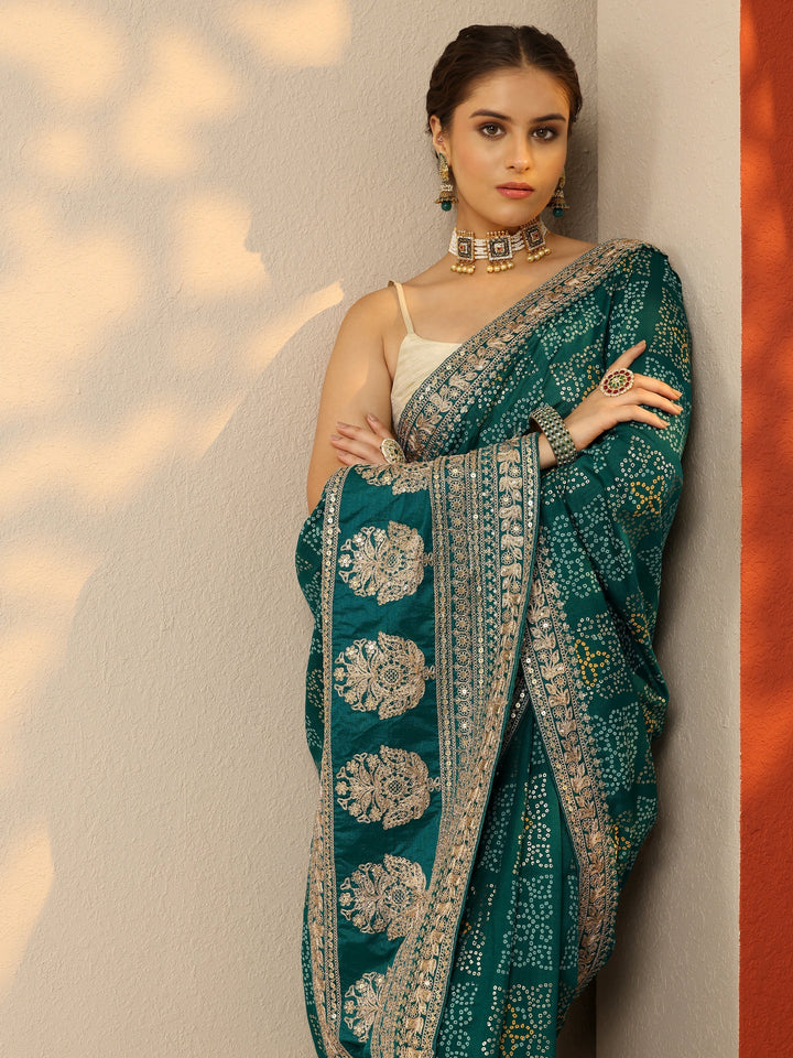 Green Bandhani  Printed Silk Blend Saree With Unstitched Blouse Piece