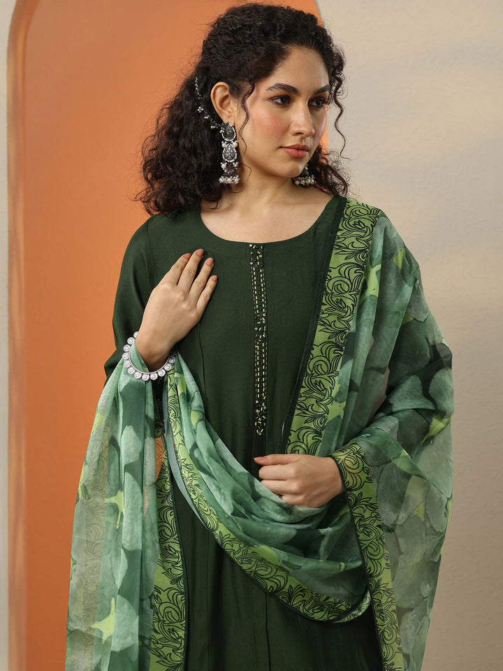 Green Yoke Design Silk Blend Straight Suit With Dupatta