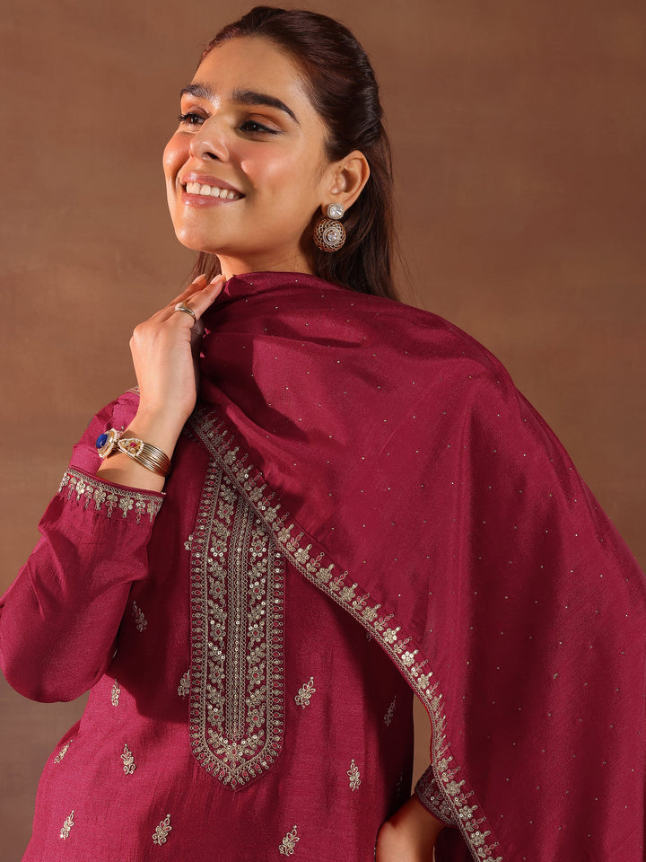 Pink Embroidered Silk Blend Straight Suit With Dupatta