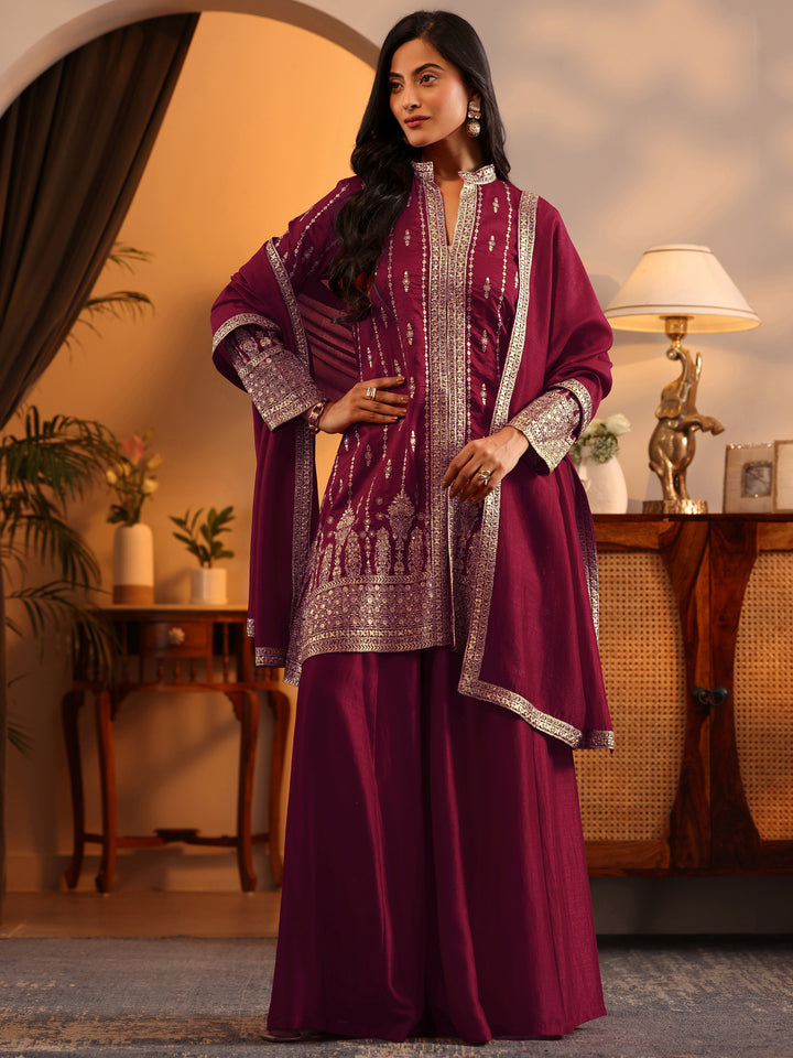 Pink Embroidered Silk Blend Straight Suit Set With Dupatta