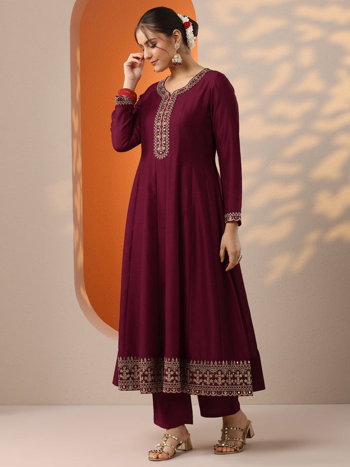 Maroon Embroidered Silk Blend Anarkali Suit Set With Dupatta