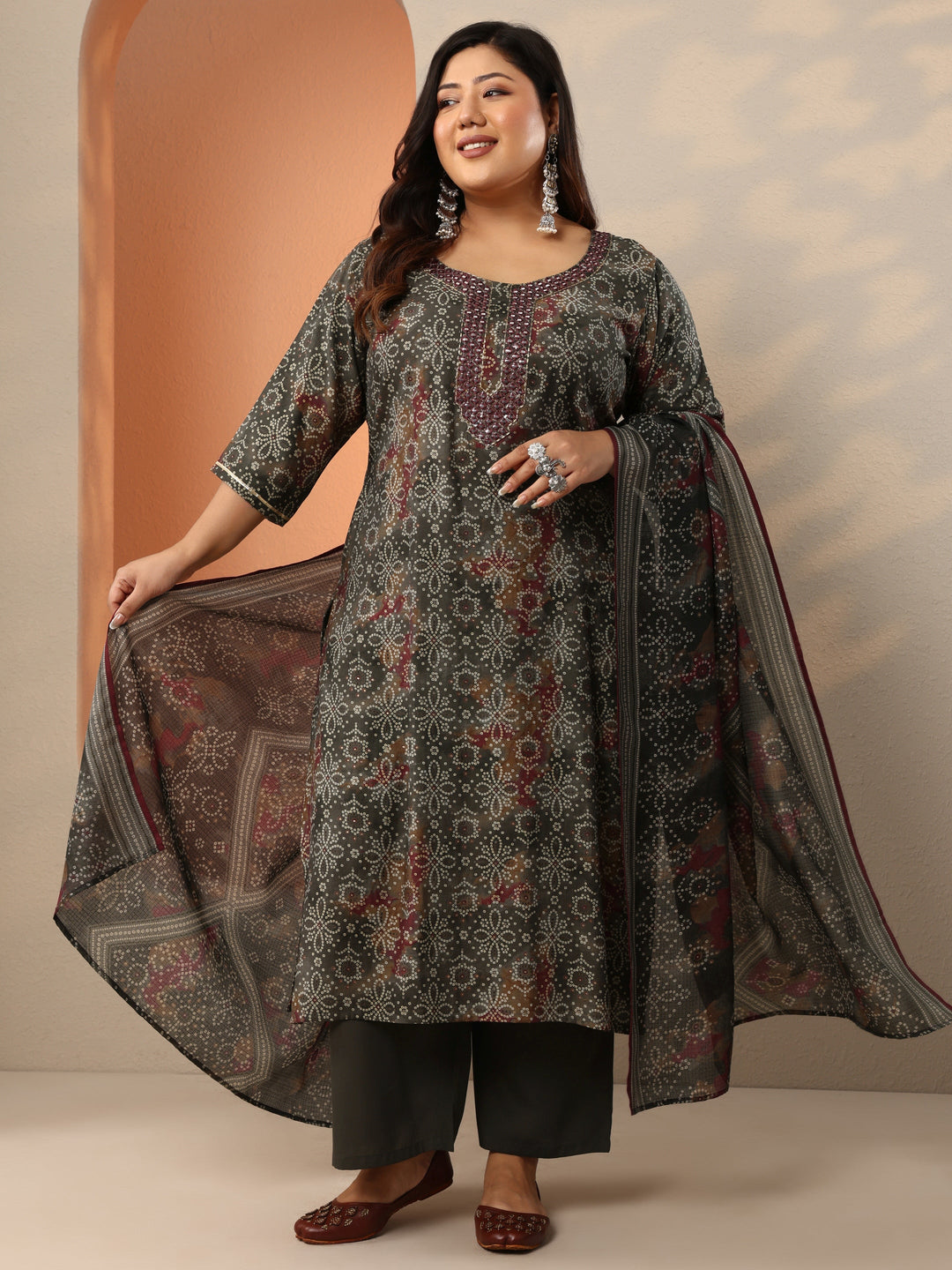 Plus Size Grey Printed Silk Blend Straight Suit Set With Dupatta