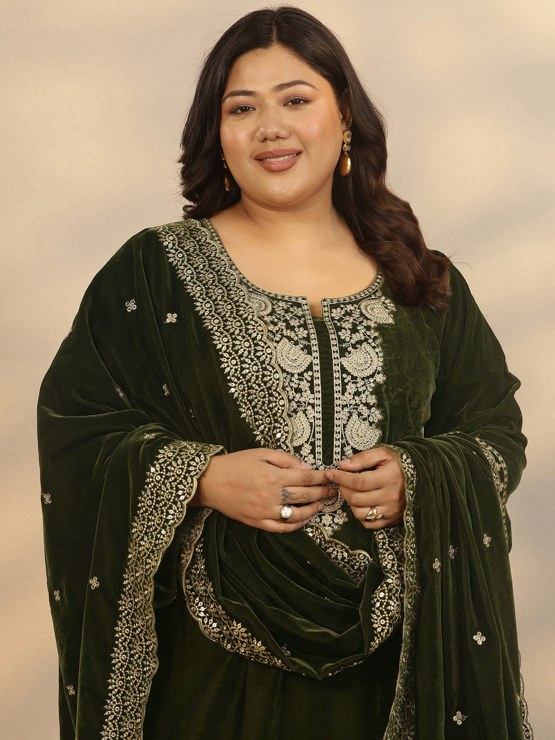 Plus Size Green Embroidered Velvet Straight Suit Set With Dupatta