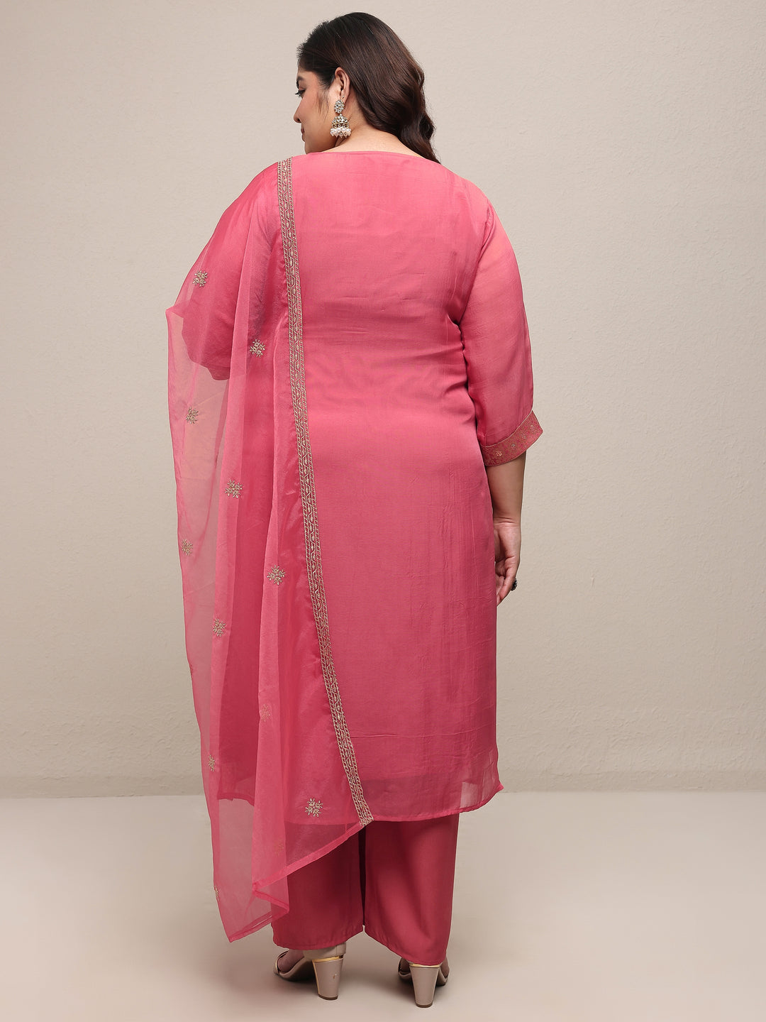 Plus Size Peach Printed Silk Blend Straight Suit Set With Dupatta