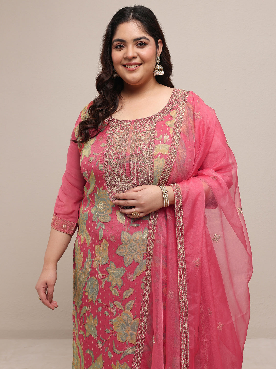 Plus Size Peach Printed Silk Blend Straight Suit Set With Dupatta