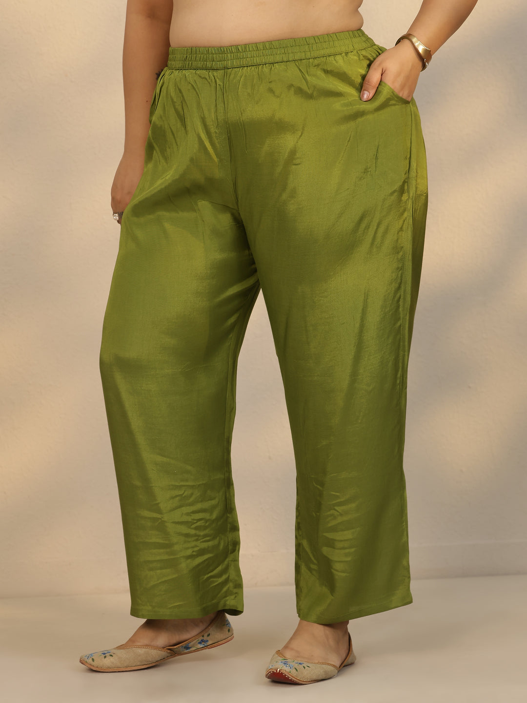 Plus Size Red Printed Crepe Straight Suit Set With Dupatta