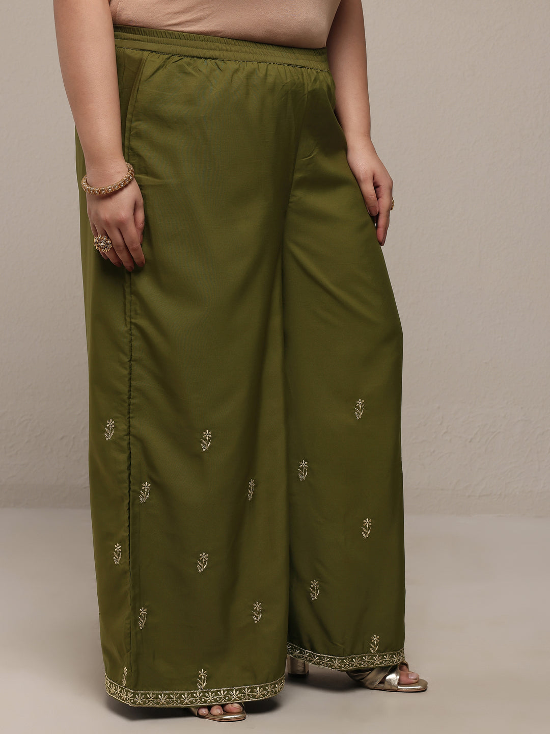 Plus Size Olive Bandhani Embroidered Silk Blend Straight Suit Set With Dupatta