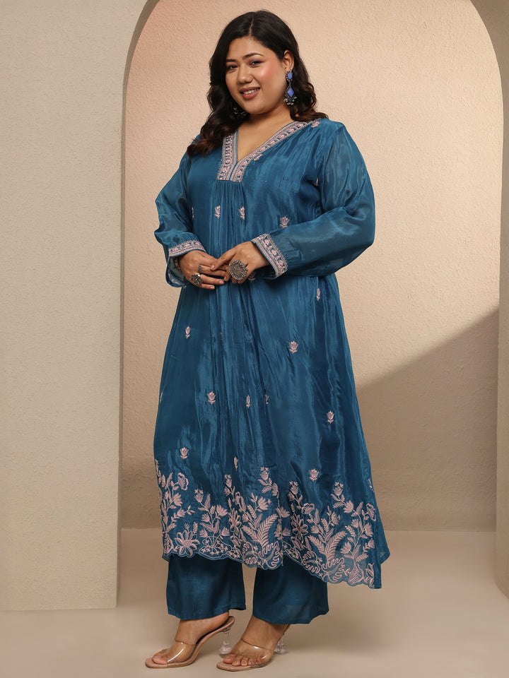 Plus Size Blue Embellished Crepe Suit Set With Dupatta