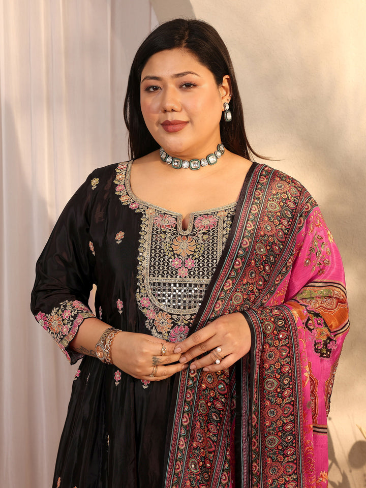 Plus Size Black Embroidered Crepe Anarkali Suit Set With Dupatta