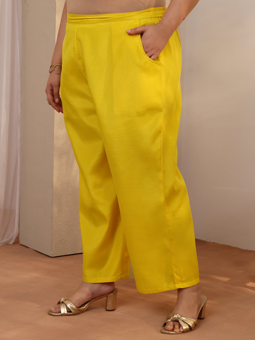 Plus Size Yellow Bandhani Printed Silk blend Straight Suit Set With Dupatta