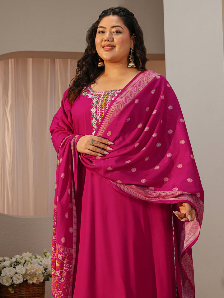 Plus Size Pink Yoke Embroidered Silk Blend Straight Suit Set