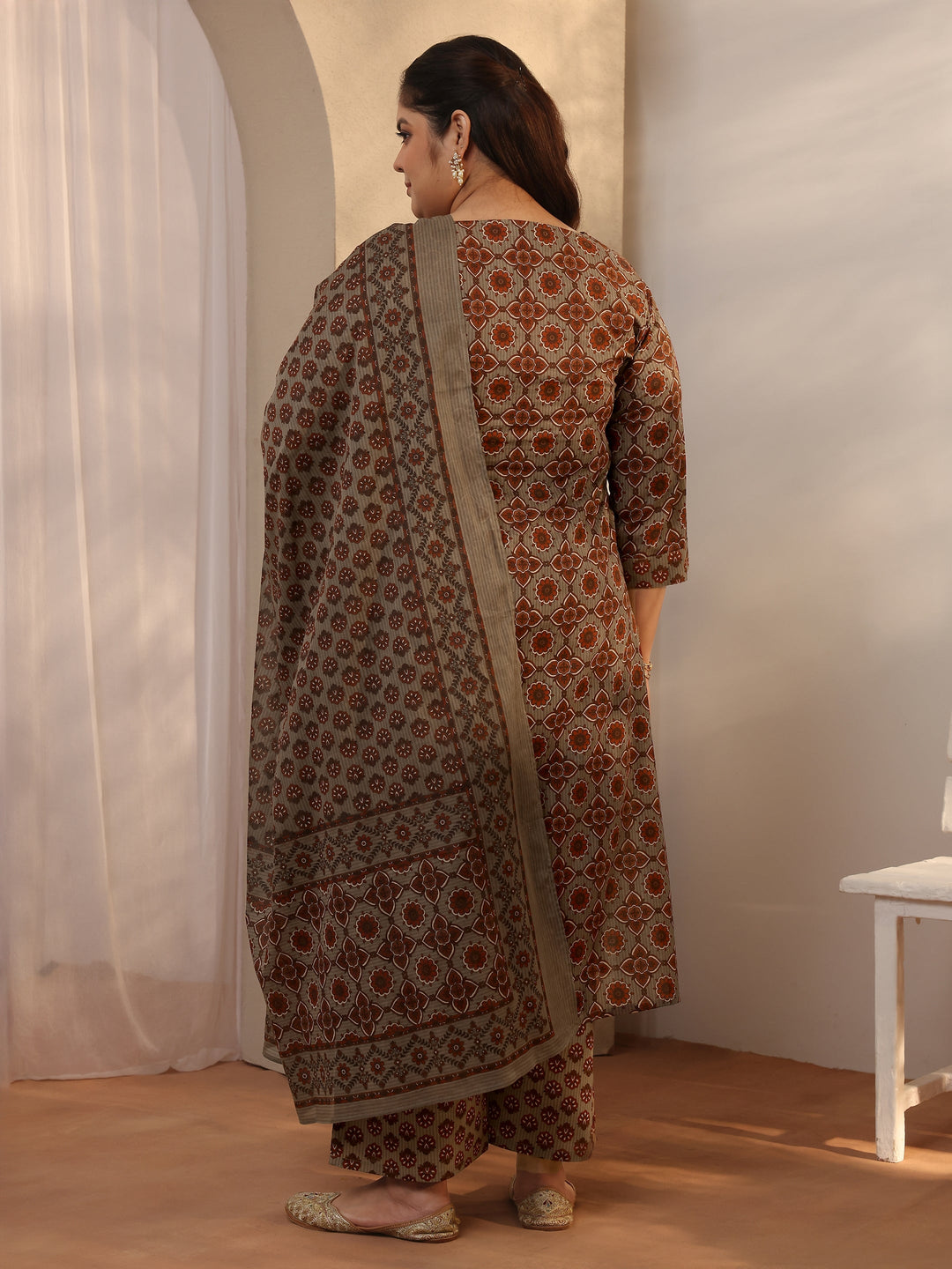 Plus Size Grey Printed Cotton Straight Suit Set With Dupatta