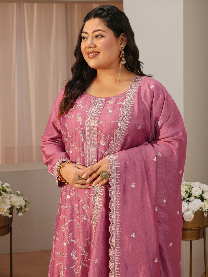 Plus Size Pink Floral Embroidered Silk Blend Straight Suit Set
