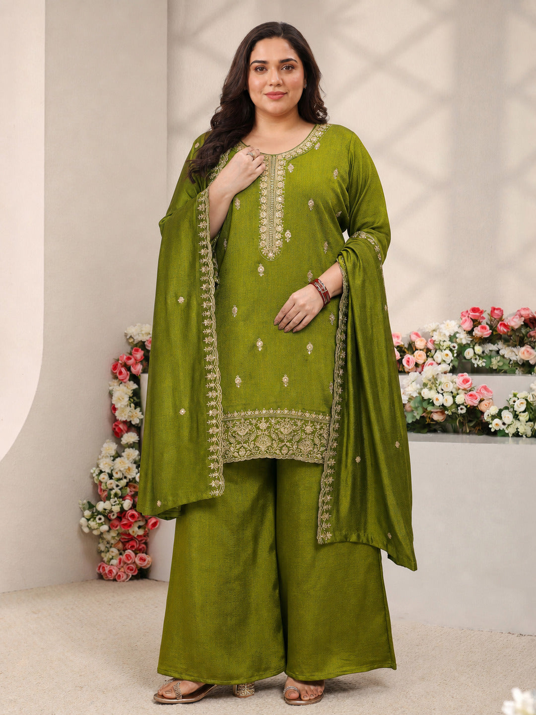 Plus Size Green Embroidered Silk Blend Straight Suit Set With Dupatta