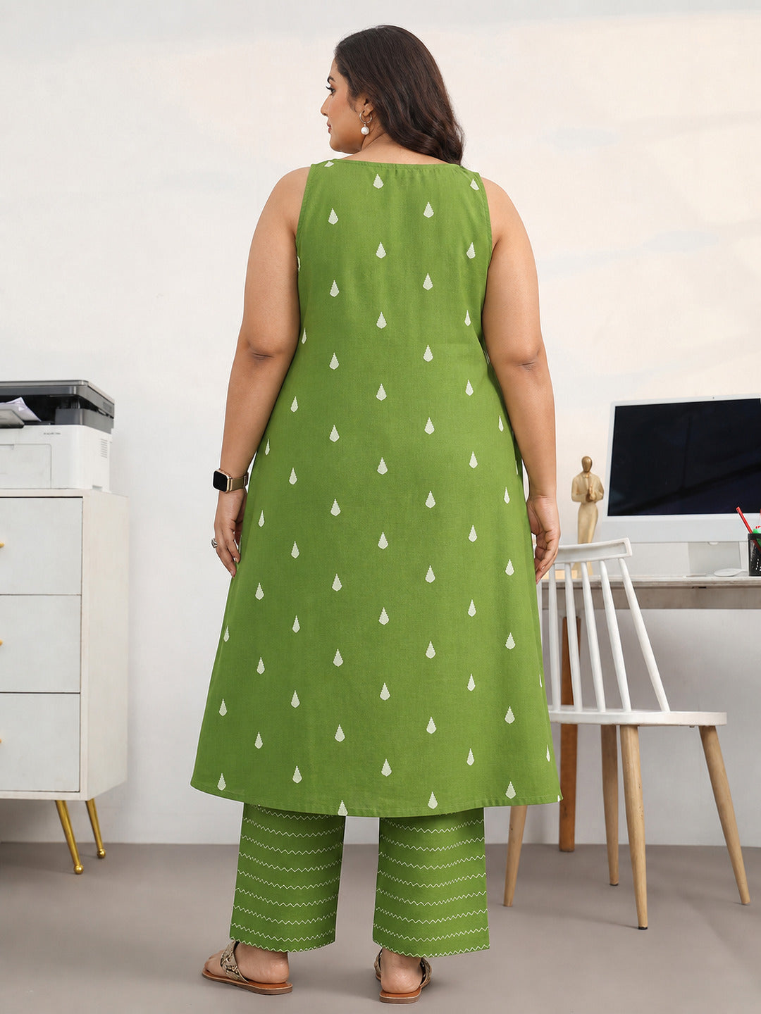 Green Floral Woven Design Cotton Blend A-Line Kurta Set