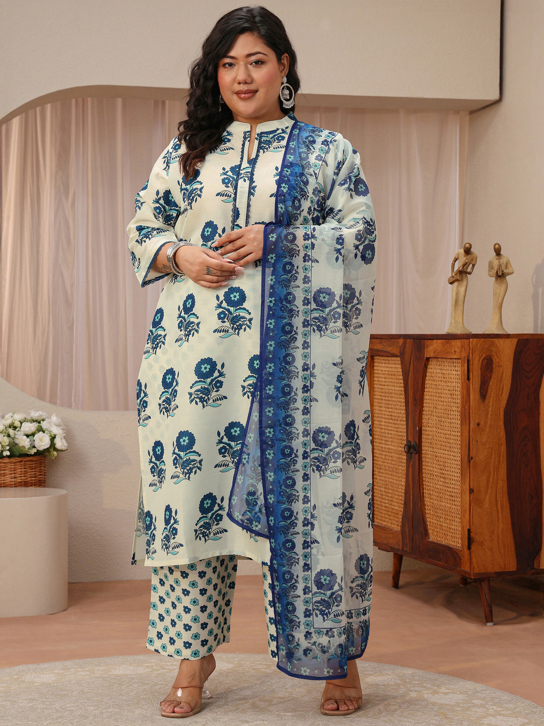 Plus Size Off White Floral Printed Cotton Blend Straight Suit Set